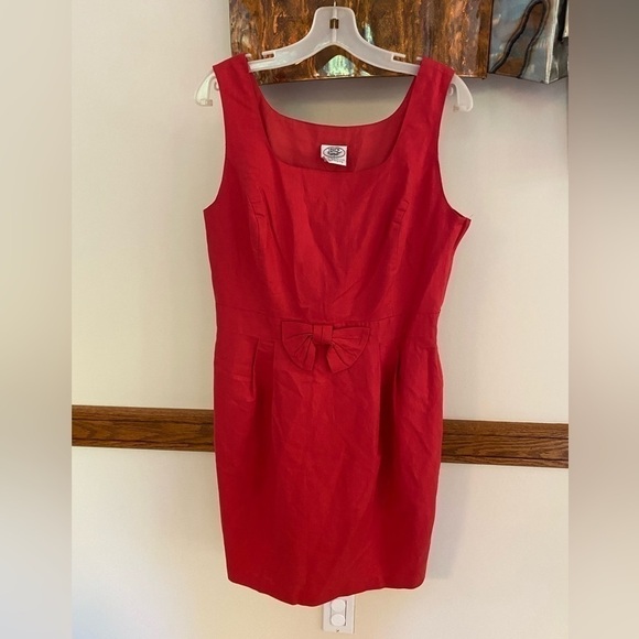 Laura Ashley Dresses & Skirts - Laura Ashley Vintage Red sleeveless Dress with bow size 12
